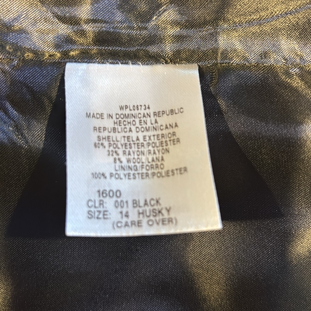Boys Size 14, IZOD Suit jacket, Black - Picture 3 of 6